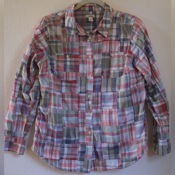 L. L. Bean Woman’s Button Down | M - Picture 1 of 3